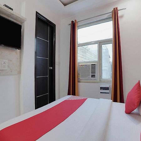 Hotel O Kanak Palace Νέο Δελχί Εξωτερικό φωτογραφία