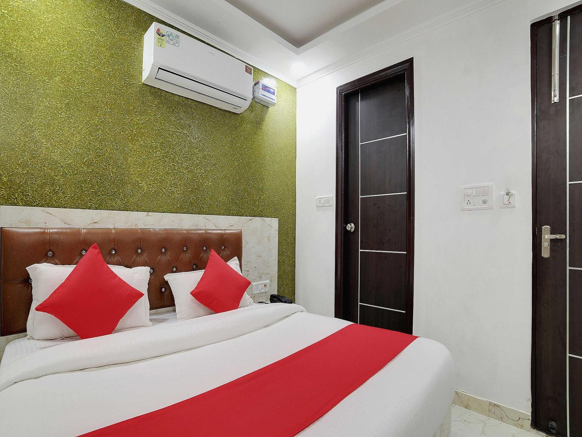 Hotel O Kanak Palace Νέο Δελχί Εξωτερικό φωτογραφία
