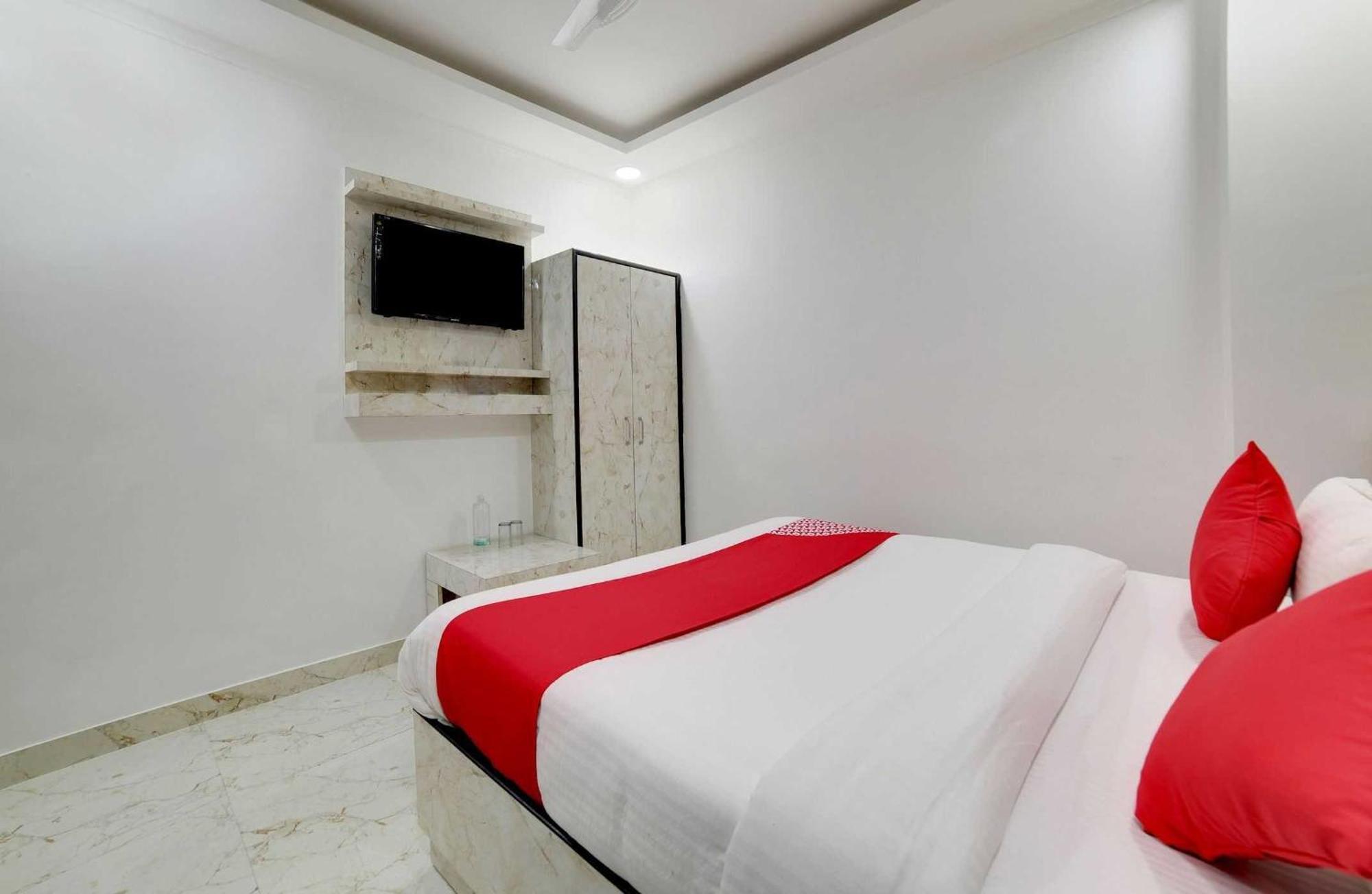 Hotel O Kanak Palace Νέο Δελχί Εξωτερικό φωτογραφία